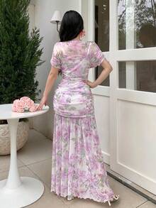 Modelyn 粉色薄紗花卉印花夏季百褶優雅高雅時尚女款長洋裝，適合外出與晚宴派對 - 紫色 - 查看 2