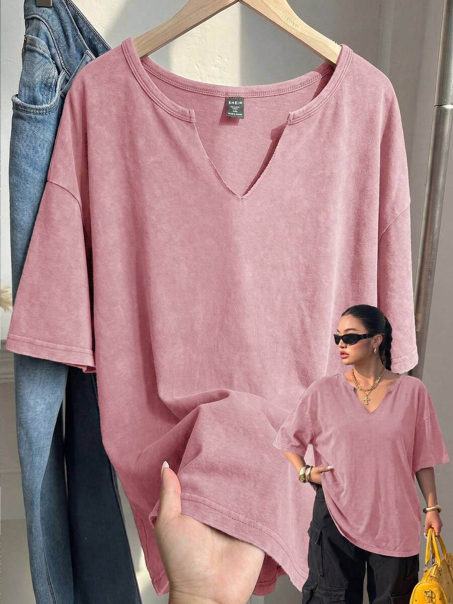 SHEIN EZwear 大尺碼春夏服飾 大尺碼春夏雪花醋酸纖維做舊巧克力棕色寬鬆短袖小V領大尺碼T恤 棉質春夏服飾 - 淺粉色 - 查看 1