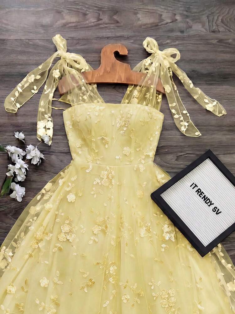 SHEIN Franclia Bandeau Elegant Elegant Lace Jacquard Dress - Yellow - View 3