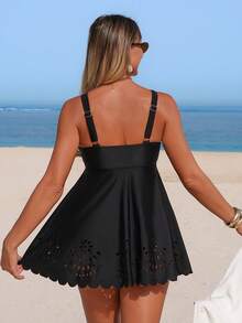 Swim Lushoire Vestido de baño de verano negro para mujer, con ribete de encaje calado, unicolor de moda personalizada, tirantes gruesos con decoración de lazo, para vacaciones y días de playa tropical - Negro - Ver 2