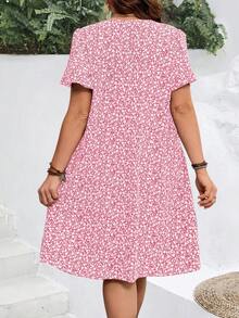 EMERY ROSE Vestido de vacaciones de verano con mangas con volantes y estampado floral pequeño para mujer de talla grande - Rosa coral - Ver 2