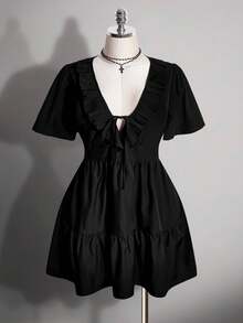 SHEIN ICON 大尺碼女款黑色荷葉邊領洋裝 - 黑色 - 查看 3