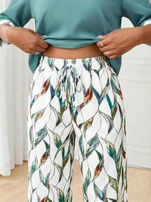 SHEIN Lady Women's Contrast Color Round Neck Casual Regular Shoulder Summer Top And Straight Leg Pants 2 Pieces Set Piece Outfit Women Leaves Print Printed - Multicolor - View 5