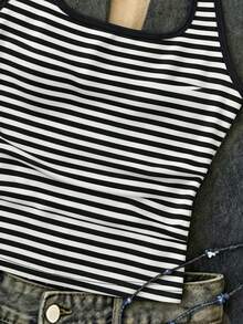 青少年女孩黑白長款休閒掛脖上衣，修身背心，適合夏季度假 - 白色 - 查看 2