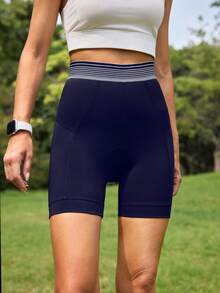 Celana Pendek Sepeda Gunung MTB Wanita In My Nature 4D dengan Bantalan - Dilengkapi Bantalan Jok, Manset Anti Selip Silikon & Desain Anyaman yang Nyaman - Navy Blue - View 4