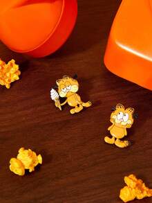 GARFIELD | SHEIN 一套全新創意卡通可愛貓咪圖案胸針，IP聯名設計，可愛個性化，簡約大方，也可作為飾品使用，適合各種派對、演唱會、節日，精美禮物 - 橘色 - 查看 7