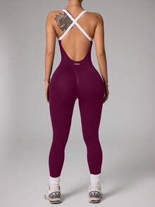 SHEIN Dewbera Mono deportivo de running sin costuras con tirantes cruzados y bloques de color para mujer - Rojo violeta - Ver 7