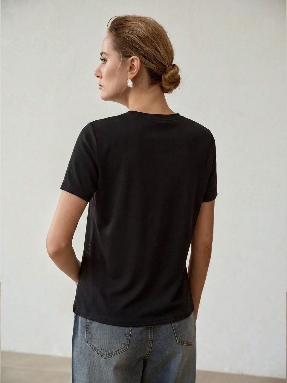 MOTF NEW AUTUMN HEAVY RHINESTONE HOLLOW OUT ROUND NECK SHORT SLEEVE T-SHIRT WOMEN SLIM FIT TOP WEDDING DINNER NIGHT BLACK MATURE ELEGANT