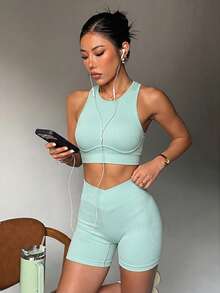 SHEIN Core Rhythm 無縫彈性瑜珈健身套裝，薄荷綠女款運動背心式背心胸部束帶設計高腰提臀短褲夏季運動休閒健身服 - 綠色 - 查看 4
