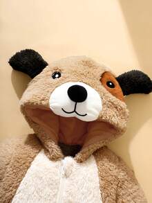 SHEIN Baju Terusan Bayi Baru Lahir Lucu Berbahan Plush Desain Anak Anjing 3D, Lengan Panjang Berkerudung dan Celana Panjang dengan Penutup Kaki - Coklat - View 7