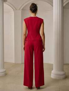 ZEYLAH Conjunto de 2 piezas con top de cuello redondo y pechera asimétrica sin mangas y pantalones largos - Rojo - Ver 6