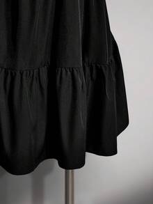 SHEIN ICON 大尺碼女款黑色荷葉邊領洋裝 - 黑色 - 查看 8