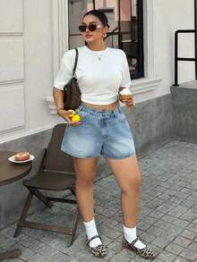 Dazy Plus Asymmetrical Waistband Design Low Waist Casual Plus Size Women Denim Shorts, Spring/Summer - Medium Wash - View 2