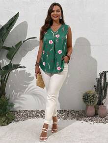 EMERY ROSE Plus Size Summer Countryside V-Neck Floral Printed Summer Sleeveless Blouse, Casual - Green - View 6