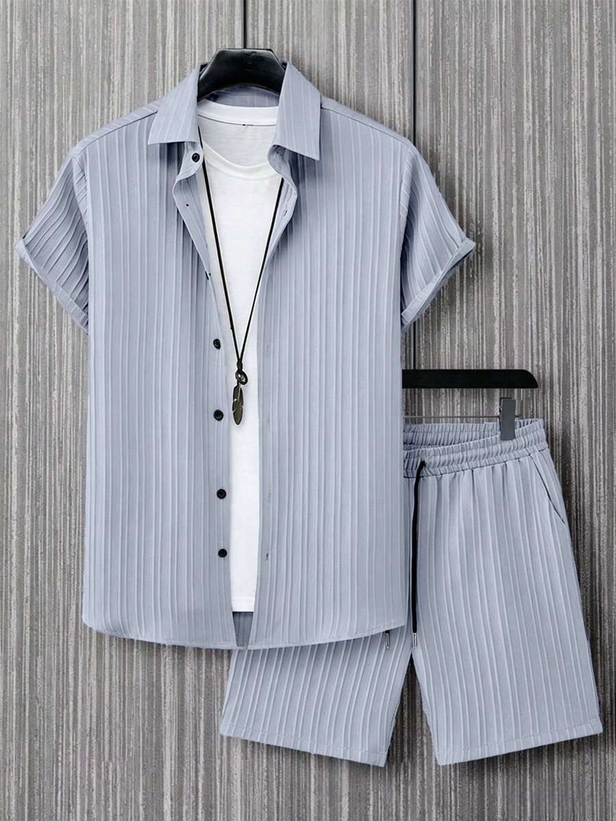 Manfinity Homme Men's Solid Color Single-Breasted Short Sleeve Shirt And Shorts Casual Daily Set - Light Grey - View 1