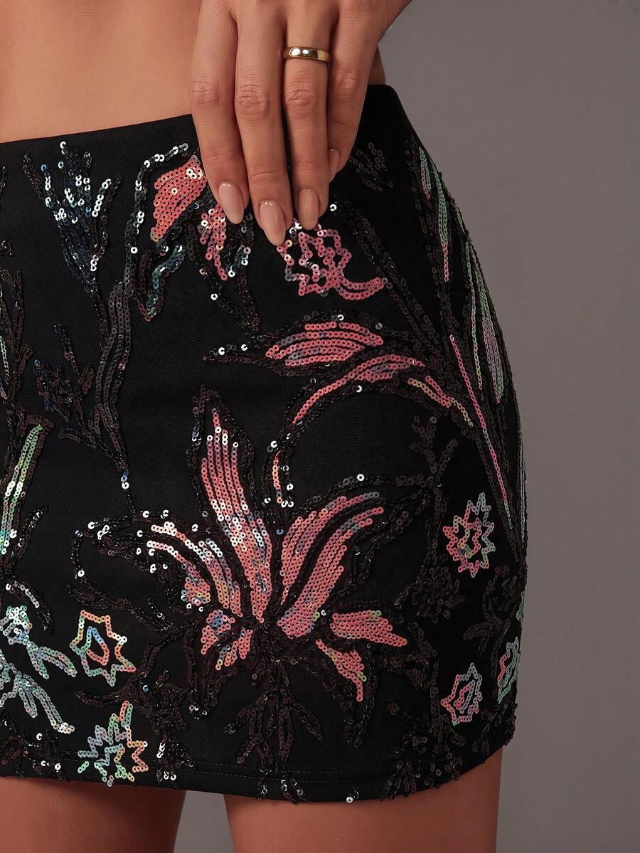 TRNVIE Women's Fashion Mini Floral Sequin Skirt - Black - View 1