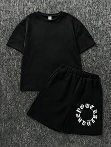 黑色