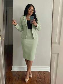 SHEIN Lady CURVE 春季、夏季、秋季、冬季、优雅、派对、通勤、婚礼、情人节、鸡尾酒会、办公室、音乐会/音乐节、白色针织翻领、撞色蕾丝、金色纽扣、假口袋、长袖大码西装外套和半身裙套装 - 薄荷綠 - 查看 5