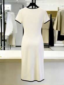 SHEIN Franclia Vestido elegante de mujer con decoración de botones de remache de color contrastante, vestido asimétrico, vestido cruzado, vestido beige, vestido de longitud media, vestido largo, vestido con detalles de botones - Albaricoque - Ver 2