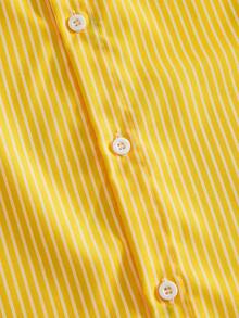 Manfinity Hypemode Kemeja Pria Lengan Pendek Kancing Depan Ukuran Besar dengan Bordir Lemon Garis-garis Kuning Pastel & Putih, Hadiah Kasual Penting untuk Liburan Tropis Musim Panas - Kuning - View 5