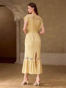 MOTF PREMIUM VESTIDO ELEGANTE Y MODERNO CON APLICACIONES DE ENCAJE Y ABERTURA - Butter Yellow - Ver 3