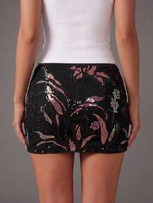 TRNVIE Women's Fashion Mini Floral Sequin Skirt - Black - View 2