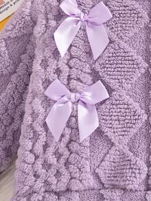 SHEIN Playful Pals 2件組女嬰冬季新款毛絨麥穗提花長袖連帽衛衣配蝴蝶結裝飾修身長褲毛絨袖口拼色簡約時尚百搭居家可愛通勤大學防寒套裝 - 紫色 - 查看 4