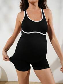 SHEIN Seamless Yoga Tank Top & 3/4 Length Leggings Set / White Contrast Trim / Back Cutout / Fashionable & Sexy / Comfortable / Versatile - Black - View 4