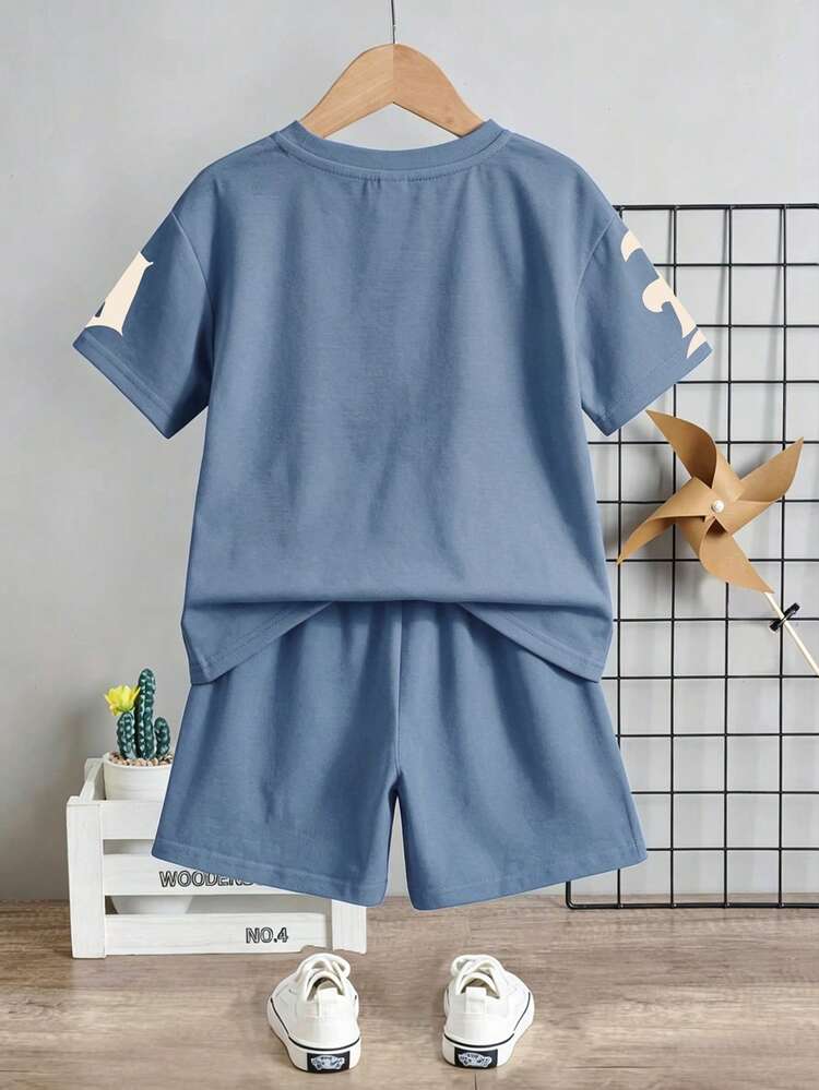 Young Boy Casual Minimalist Letter Print Crew Neck Short Sleeve T-Shirt And Shorts Set - Multicolor - View 3
