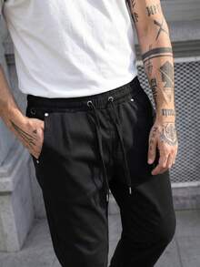 Manfinity CasualCool Celana Panjang Hitam Pria, Desain Tali Serut, Saku dengan Hiasan Paku Keling, Serbaguna, Cocok untuk Semua Musim, Pakaian Kasual Jalanan, Liburan Musim Gugur, Gaya Y2K - Hitam - View 6