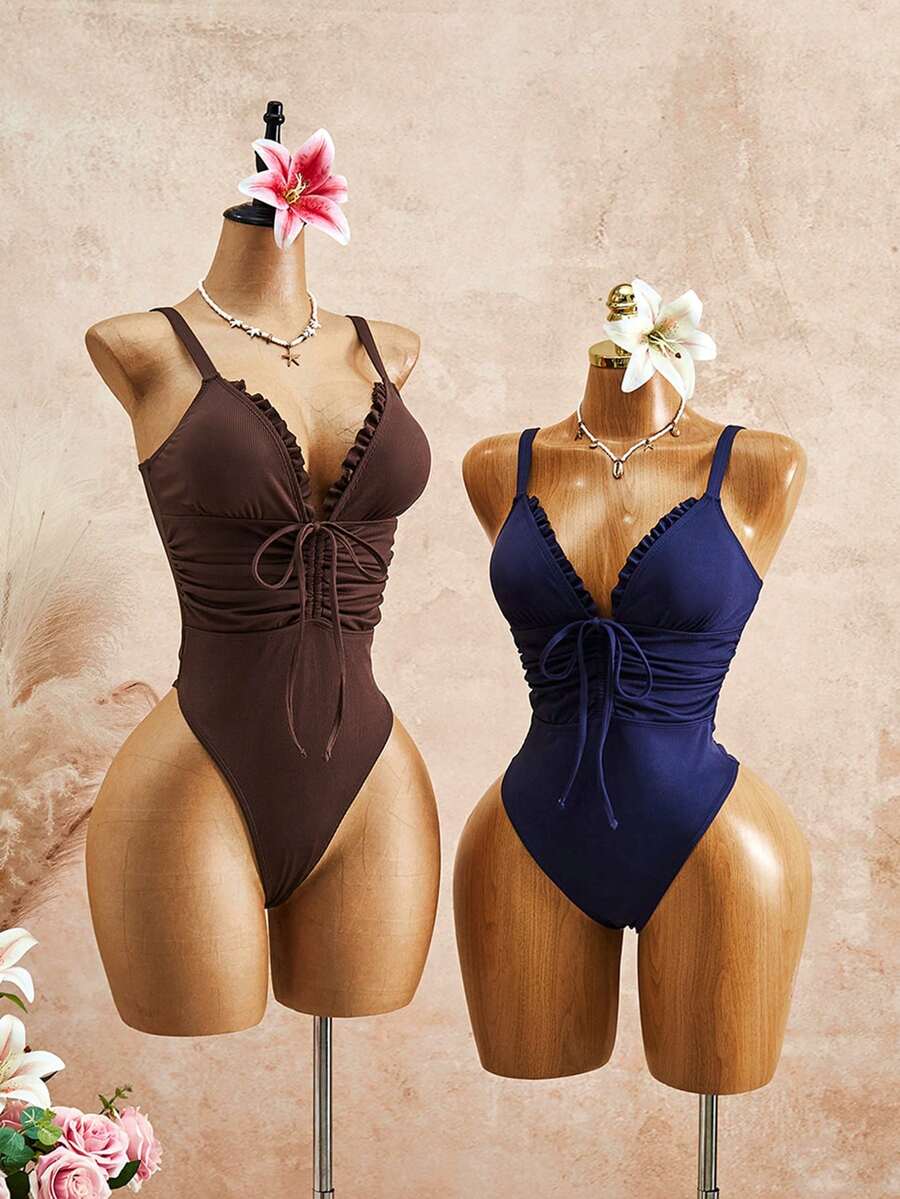 SHEIN 女款素色抓皺細肩帶一件式泳衣,適合海邊度假、泳池派對、海灘派對 - 彩色 - 查看 1