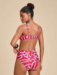 Travachic Women's Printed U-Neckline Swimsuit And Bikini Bottom 2 Pieces Set - Multicolor - View 2