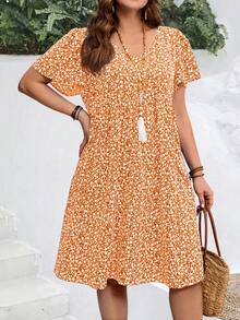 EMERY ROSE Vestido de vacaciones de verano con mangas con volantes y estampado floral pequeño para mujer de talla grande - Naranja Coral - View 3