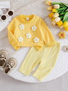 SHEIN Newborn Baby Girl Casual Sweet 3D Flower Sweatshirt And Ribbed Long Pants Set - Yellow - View 3