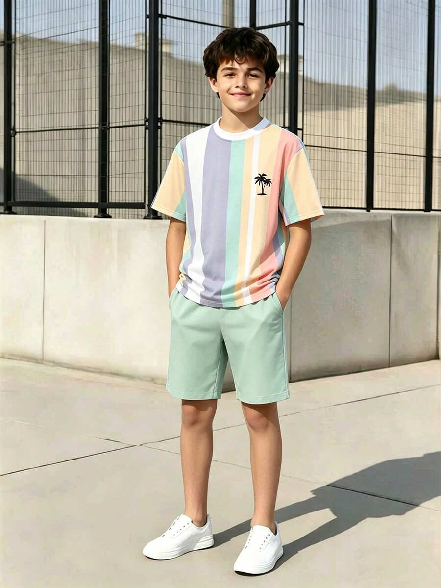 Vacaura Ensemble T-shirt & Short pour Adolescents Garçons, Top Printemps/Été avec Imprimé Palmier, Style Tropical, Short de Couleur Assortie, Tenue de Sport Extérieur Décontractée et Polyvalente