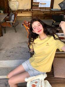 DAZY 2pcs/Set Women Fruit Graphic Loose Short Sleeve T-Shirt And Shorts Pajama Set, Summer - Yellow - View 5