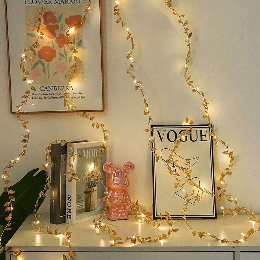 1 Filo di Luci Fatate a Foglia d'Oro, 2m/20 LED, 5m/50 LED, 10m/100 LED, Alimentato a Batteria Luce Calda, Adatto per Camino, Ringhiera, Tenda, Regalo Festivo, Festa, Matrimonio, Stanza, Tavolo (Ghirlanda Alimentata a Batteria). Più Fili Possono Creare Questo Effetto. - Foglie dorate - Visualizzare 1