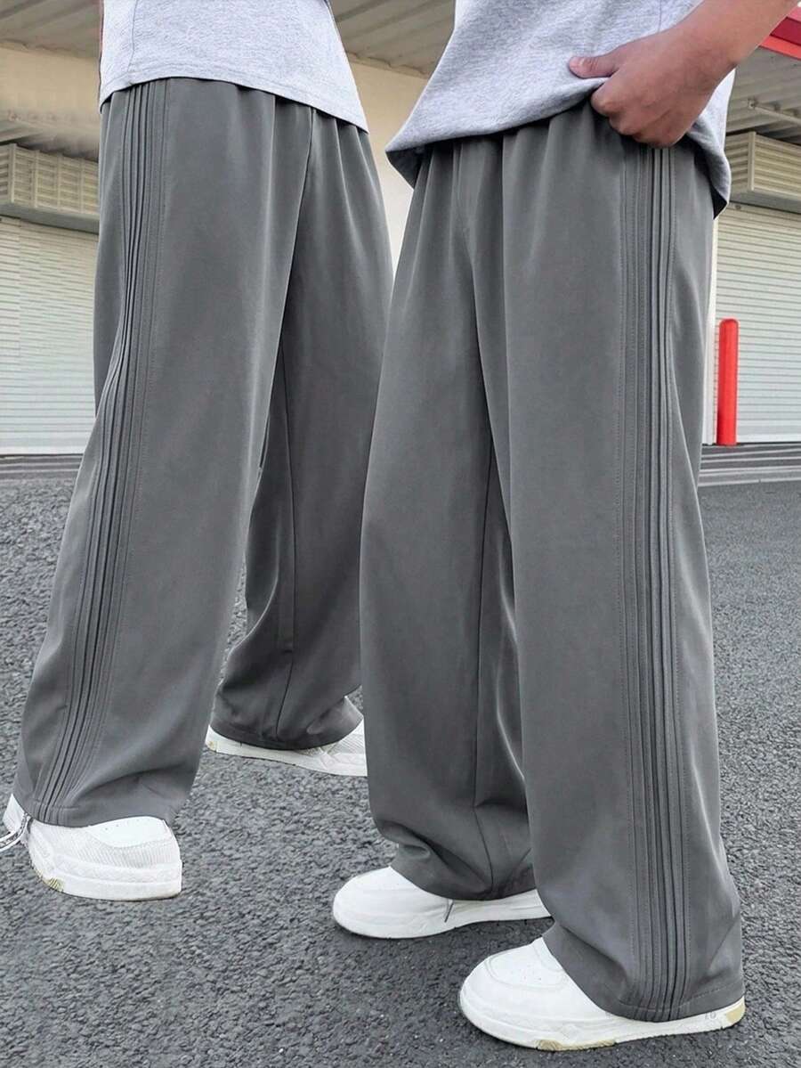 SHEIN 男童休閒學院風百褶寬腿長褲 - 黑色 - 查看 1
