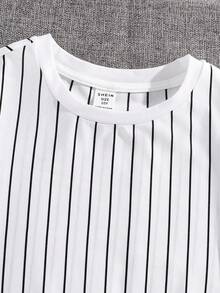SHEIN 兒童青少年男孩休閒運動條紋圓領T恤與短褲兩件套，適合學校、日常休閒外出、運動，春夏穿著 - 墨綠色 - 查看 6