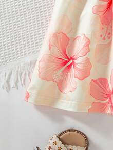 SHEIN Playful Pals 女嬰夏季2025新款無袖吊帶洋裝套裝，滿版碎花印花與素色洋裝，田園風，多巴胺配色，時尚可愛3件/組 - 彩色 - 查看 7