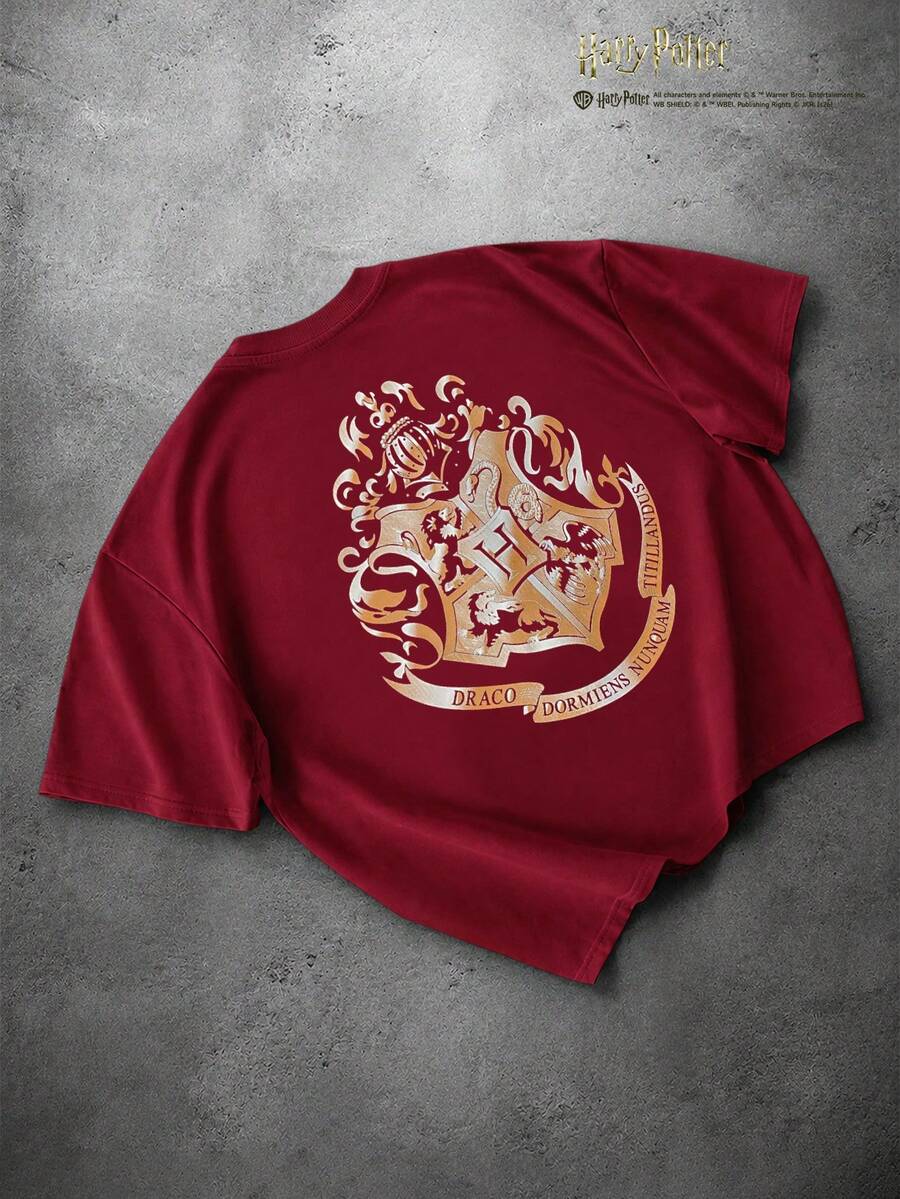 HARRY POTTER X SHEIN PAVTROS 男士復古大學字母印花短袖T恤,休閒穿搭,校園風 - 紅色 - 查看 1