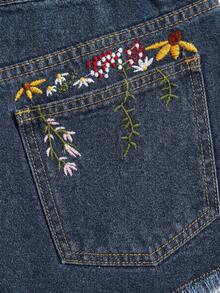 ROMWE Summer Vacation Daisy Floral Embroidered Distressed Denim Shorts - Blue - View 5