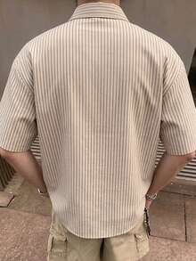 STEELVANCE 男士條紋色織面料短袖襯衫，單口袋經典款，適合正式或休閒場合、休閒度假、聚會、極簡辦公、居家休閒穿著，自用或送禮皆宜，熱銷舒適面料襯衫 - 卡其色 - 查看 2