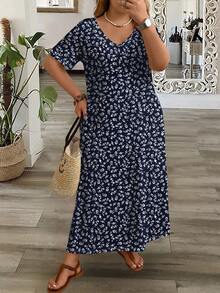 EMERY ROSE Women's Plus Size Casual Minimalist V-Neck Short Sleeve Dress Suitable For Summer - Navy Blue - View 3