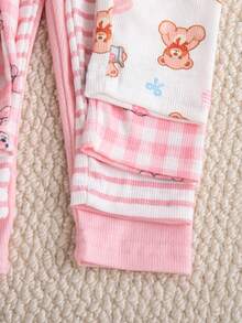 SHEIN 女嬰 0-3歲 夏季&秋季 休閒可愛風格 4件組 簡單外出套裝，條紋印花褲&熊圖案白色布料褲&熊圖案粉色布料褲&熊圖案格紋布料褲。舒適衣物適合戶外活動 - 彩色 - 查看 5