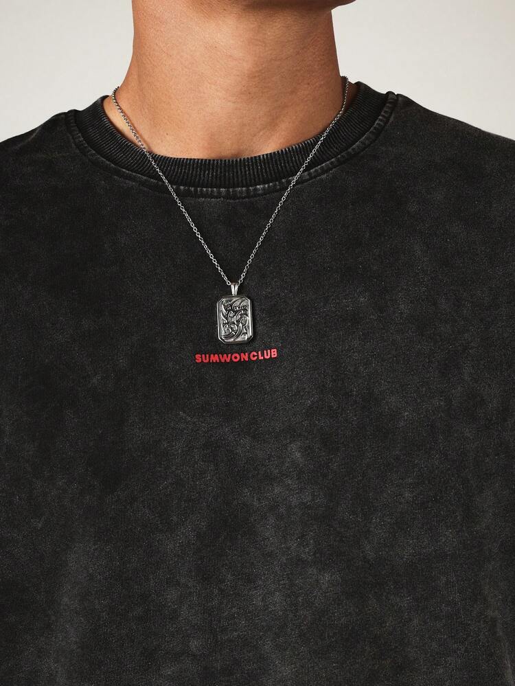Crop Fit gewaschenes ärmelloses Trägershirt mit Grafikdruck auf dem Rücken und Logo-Detail vorne