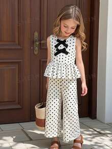 SHEIN Vintaside Kids 少女新款清新田園風精緻碎花兩件套 棕色蝴蝶結裝飾無袖背心上衣 + 寬腿長褲 甜美可愛休閒夏季套裝 - 黑與白 - 查看 4