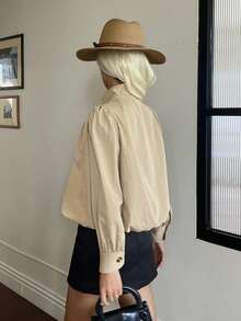 DAZY 春夏立領花瓣袖長袖素色卡其色寬鬆休閒標準版女款夾克 - 卡其色 - 查看 2