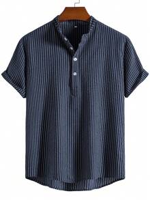 Manfinity Homme Hombres Camisa de rayas con botón irregular - Azul Marino - Ver 1