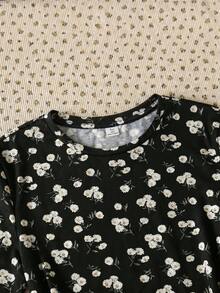 SHEIN 青少年女孩碎花印花圓領T恤與短褲家居服，休閒款 - 彩色 - 查看 5